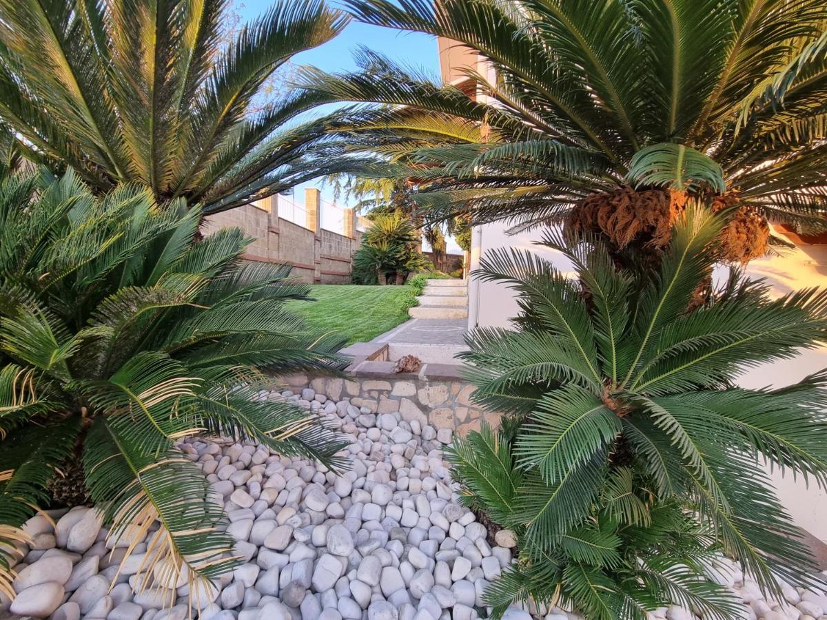Villa Sweery Santa Maria a Vico Eksteriør billede